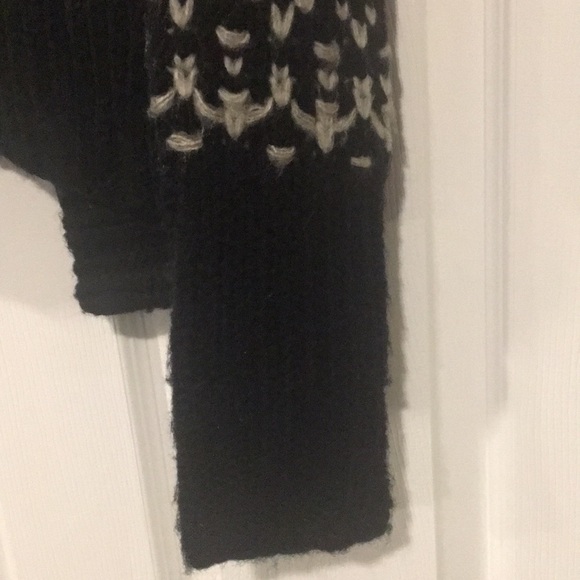 J&J MultiColor Long Sleeve Comfy Sweater - Picture 8 of 13